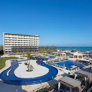 Royalton Blue Waters Montego Bay, An Autograph Collection Falmouth